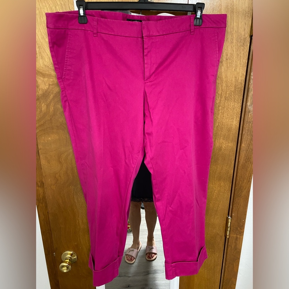 Mossimo Stretch Cropped Capri Pant Women 18 Hot Pink 
Cuffed Chinos